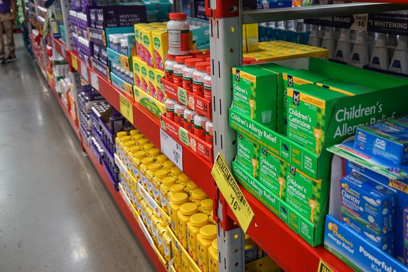 Bottle and tablets representing the recall of some cetirizine 5 mg allergy medicine